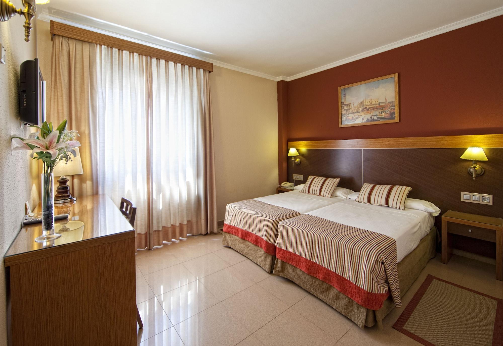 Hotel Regio 2 Cadiz Exterior photo