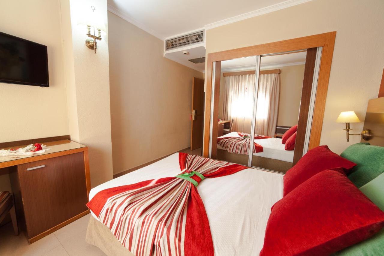 Hotel Regio 2 Cadiz Exterior photo