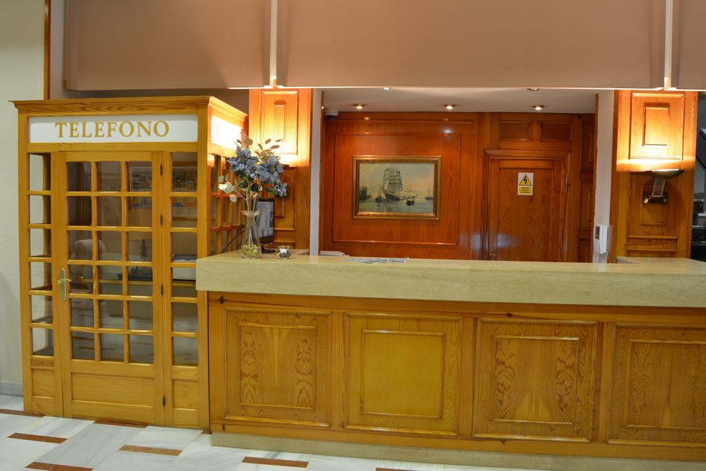 Hotel Regio 2 Cadiz Exterior photo